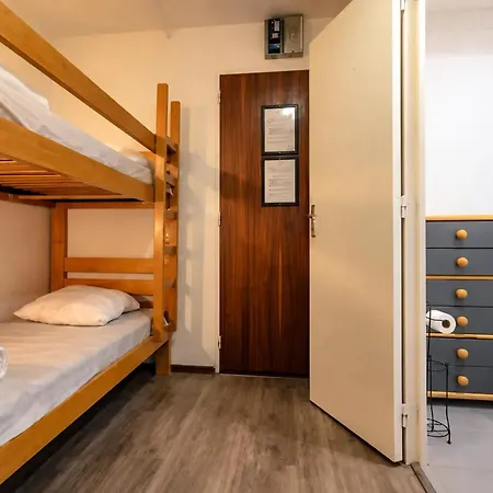 Cozy And Friendly By Alpstays Apartment *